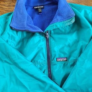 Women’s patagonia fleece lined windbreaker